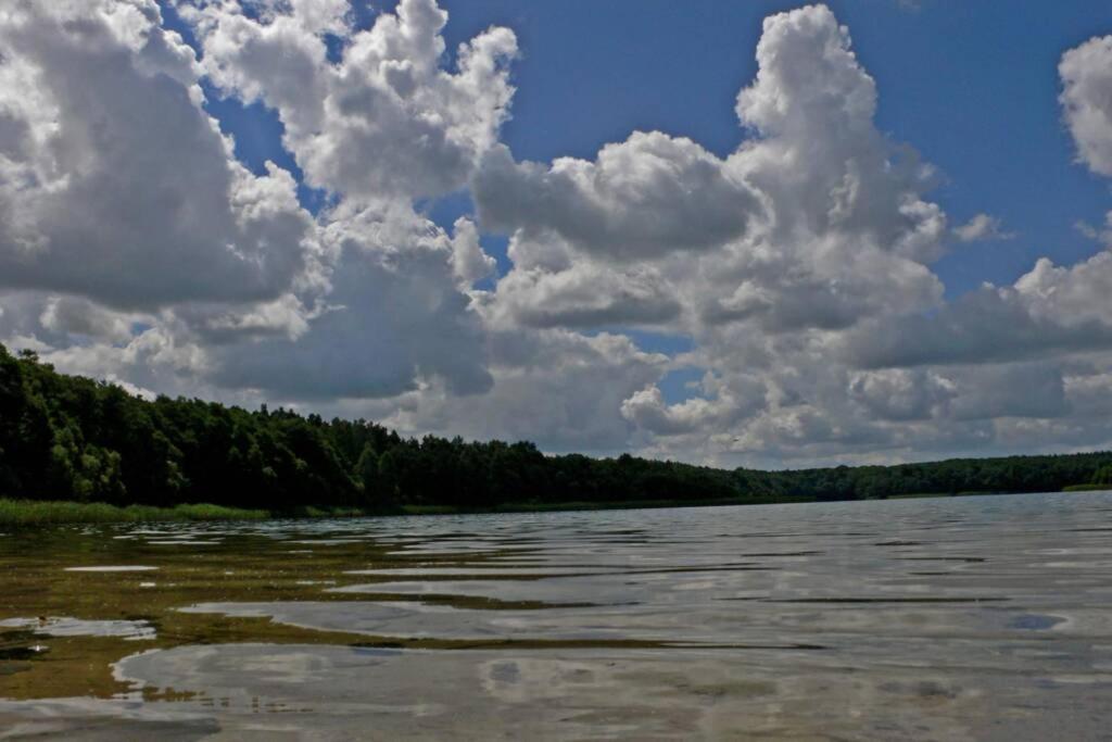 Ferienwohnung In Peetzig Am See Angermunde Exteriér fotografie